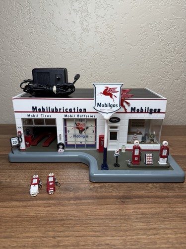 Danbury mint 1950s mobil gas - 1950s,
